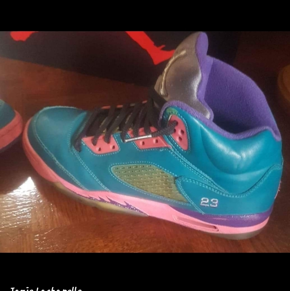 Jordan women 7.5